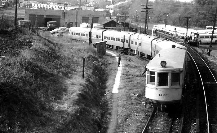 usr_m_phl+pw_402,libertyliner_72ndst_196402_ss_pw215.jpg