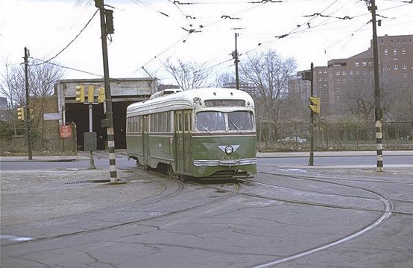 usr_m_phl_2036_40thstportal_19740331_jt_phil062.jpg