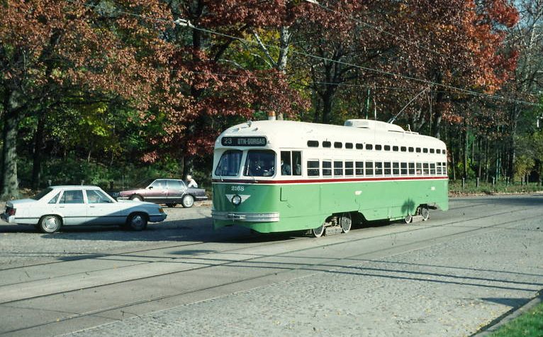 usr_m_phl_2168_germantownave_199211_phil221.jpg