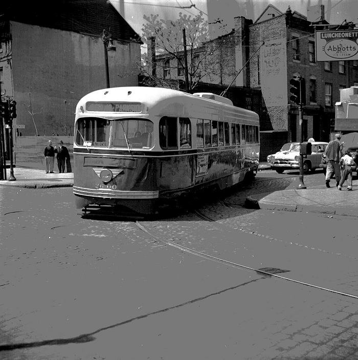 usr_m_phl_2600_front+south_edhav_ehp024.jpg