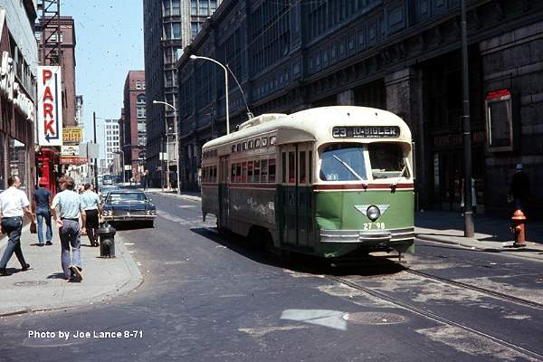 usr_m_phl_2798_12th+filbert_197108_joelance+jimboyl_phil174.jpg