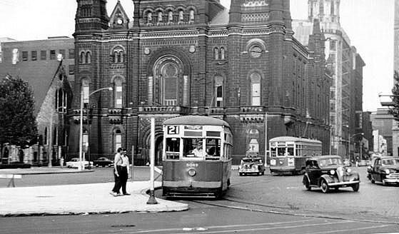 usr_m_phl_8049_market+cityhall_19550910_bv_bvph060.jpg
