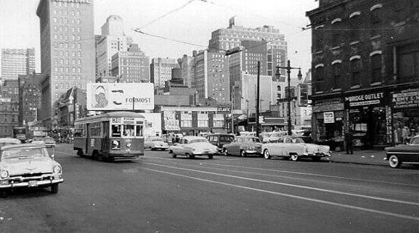 usr_m_phl_83xx_market+18th_195509_bv_bvph079.jpg
