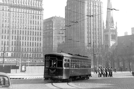 usr_m_phl_8xxx_cityhallnorthside_1952_bv_bvph256.jpg