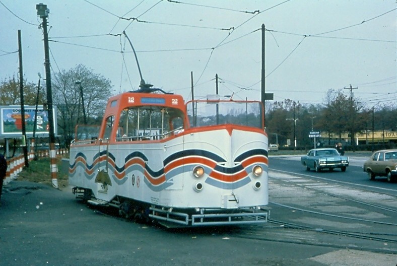 usr_m_phl_boatcar_ogontzave_19761107_phil125.jpg