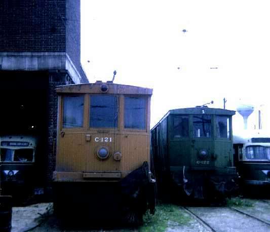 usr_m_phl_work'c121,work'c122_luzernedepot_kreilly_phil258.jpg