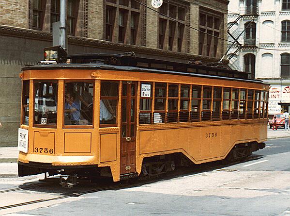 usr_m_pit_conv_3756_visitingfrompatrolleymuseum_1976_01_jh.jpg