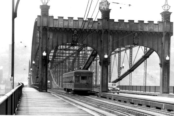 usr_m_pit_conv_3801_smithfieldstbridge_1946_bv.jpg