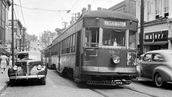 usr_m_pit_conv_3812_mainchestnut_1940s_billvig.jpg