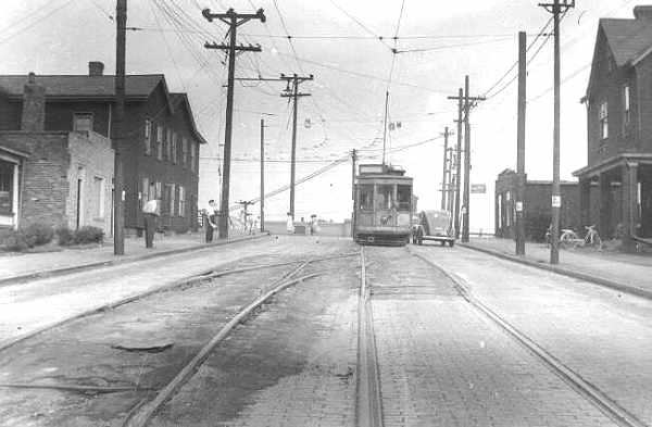usr_m_pit_conv_4366_coraopolisbridge_19470831_rhkj.jpg