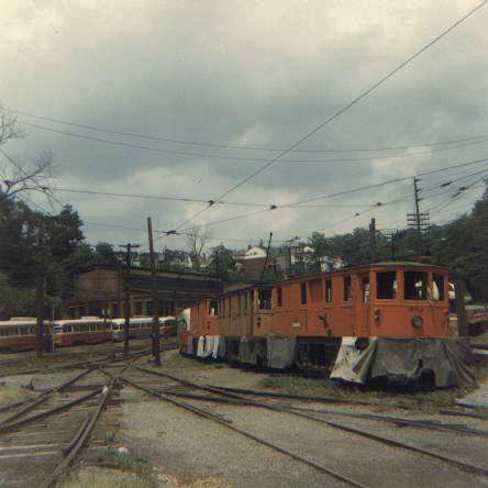 usr_m_pit_dotcs_23043_sweepers_rhkj.jpg