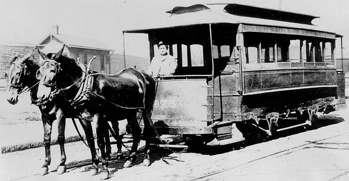 usr_m_pit_horse_275_lasthorsecar_bv.jpg