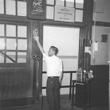 usr_m_pit_incl_duq_09_1960s_rhkj.jpg