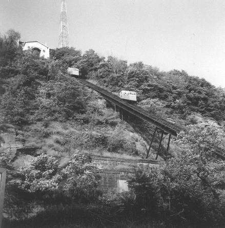 usr_m_pit_incl_mon_07_1960s_rhkj.jpg