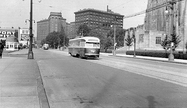 usr_m_pit_pcc_1406_forbesunivpitt_19420702_johnfroyd.jpg