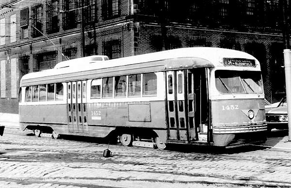 usr_m_pit_pcc_1452_craftavecarhouse_1965_kendouglasbv.jpg