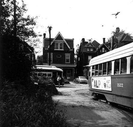 usr_m_pit_pcc_1522_waitingonanallelectric_rhkj.jpg