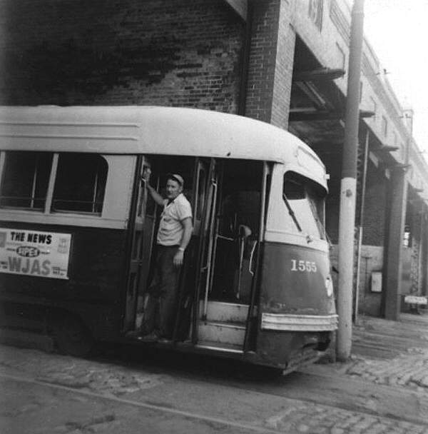 usr_m_pit_pcc_1555_waitingtogoonarun_rhkj.jpg