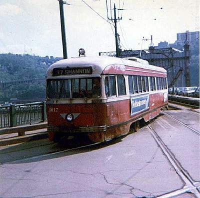 usr_m_pit_pcc_1617_smithfieldstbridge_19700814_johnfroyd.jpg