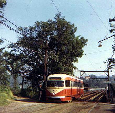 usr_m_pit_pcc_1644_comingoffbridge_rhkj.jpg
