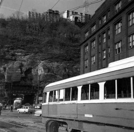 usr_m_pit_pcc_1644_headingtosouthhillstunnel_rhkj.jpg