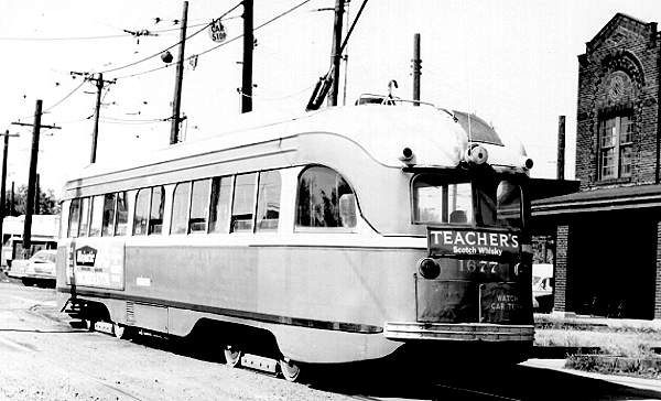 usr_m_pit_pcc_1677_keatingcarhouse_196409_bv.jpg