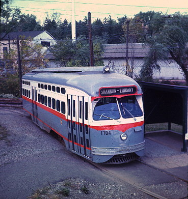 usr_m_pit_pcc_1704_shannonlibrary_01_dame.jpg