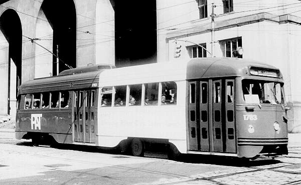 usr_m_pit_pcc_17832_grantfourth_1974_kendouglasbv.jpg