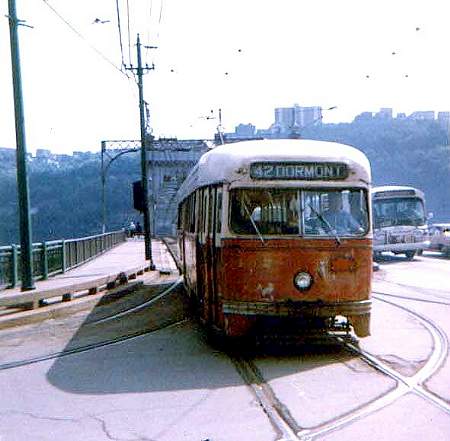 usr_m_pit_pccair_18007_smithfieldstbridge_johnfroyd.jpg