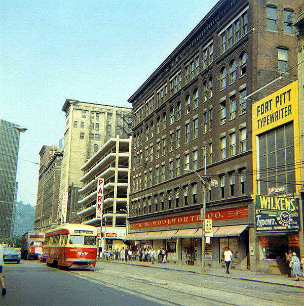 usr_m_pit_pccair_18106_downtown_rhkj.jpg