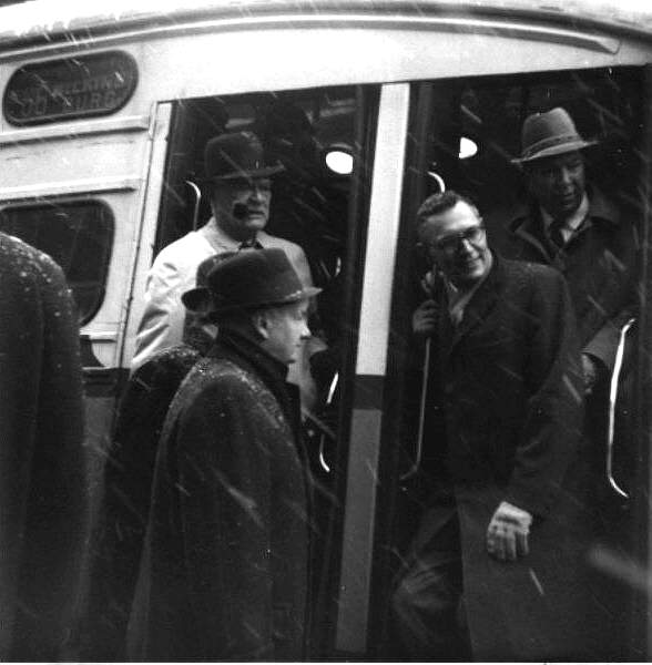 usr_m_pit_pccall_19010_lastday66_19670127_rhkj.jpg