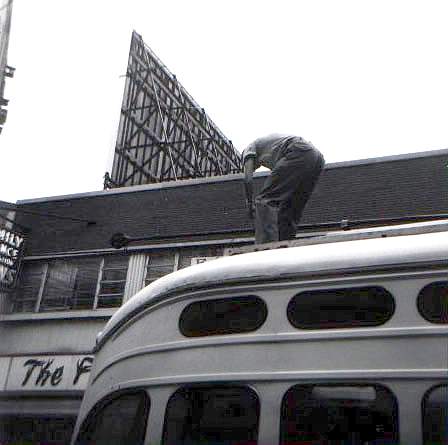 usr_m_pit_pccall_19128_repoling_rhkj.jpg