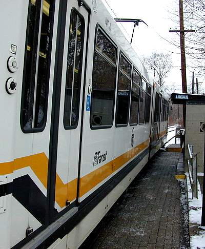 usr_m_pit_sie_22003_42lloganshelter_19991227_davemills.jpg
