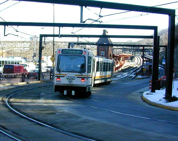 usr_m_pit_sie_22010_42sstationsquare_davemills.jpg
