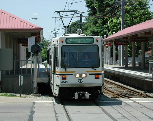 usr_m_pit_sie_22018_potomacstation_20000607_davemills.jpg