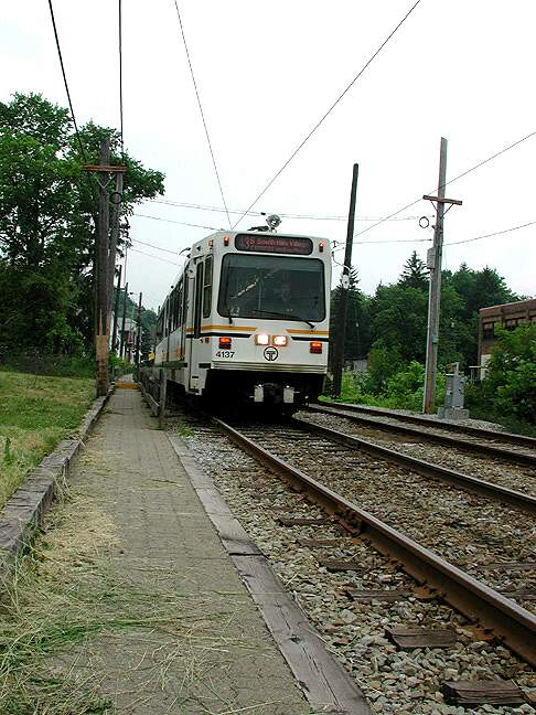usr_m_pit_sie_4137_librarylinesimmonsloop_davemills.jpg