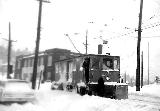 usr_m_pit_work_hm41_31051_sweepercastleshannon_19640113_ss.jpg
