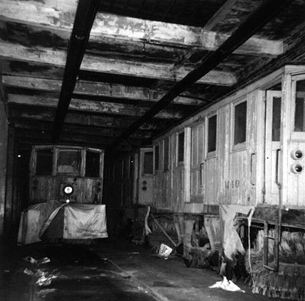 usr_m_pit_work_hm56_m40_31103_sweepers_rhkj.jpg
