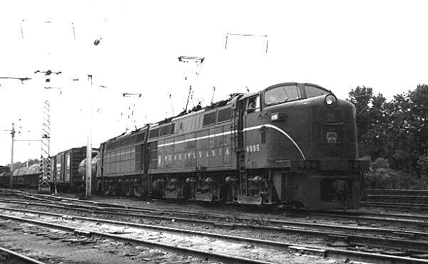 usr_m_prr_e3b_4995_edgemooryard_19610801_bv_bvpr055.jpg