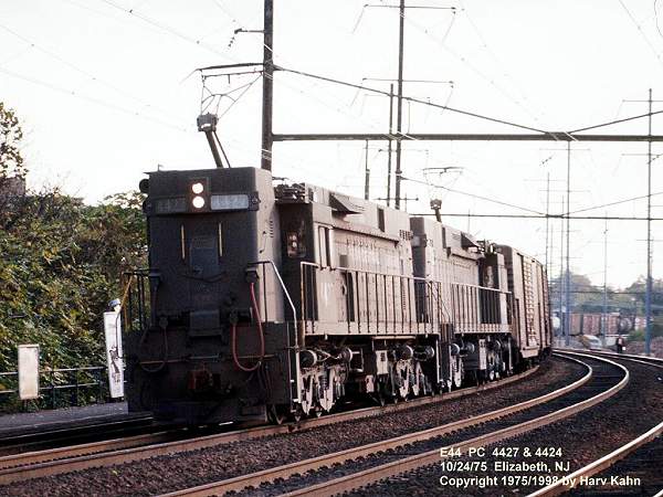 usr_m_prr_e44_4427,4424_elizabethnj_19751024_hkahn_prr016.jpg