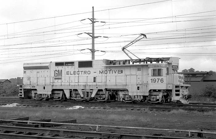 usr_m_prr_exp_emd1975_harrisburgpa_ttrec,czen_prr113.jpg