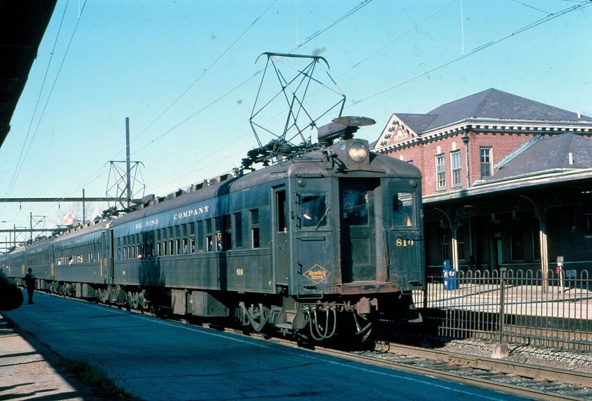 usr_m_reading_0810_westtrentonnj_1977_bv_rdg28.jpg