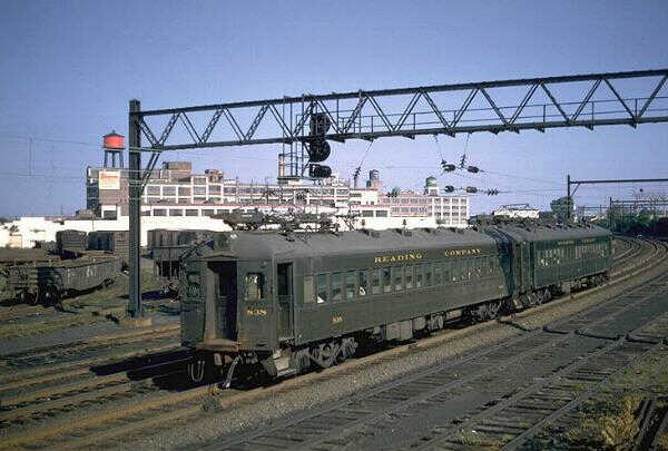 usr_m_reading_0838_16thstjunction_normmuel+jt_rdg10.jpg