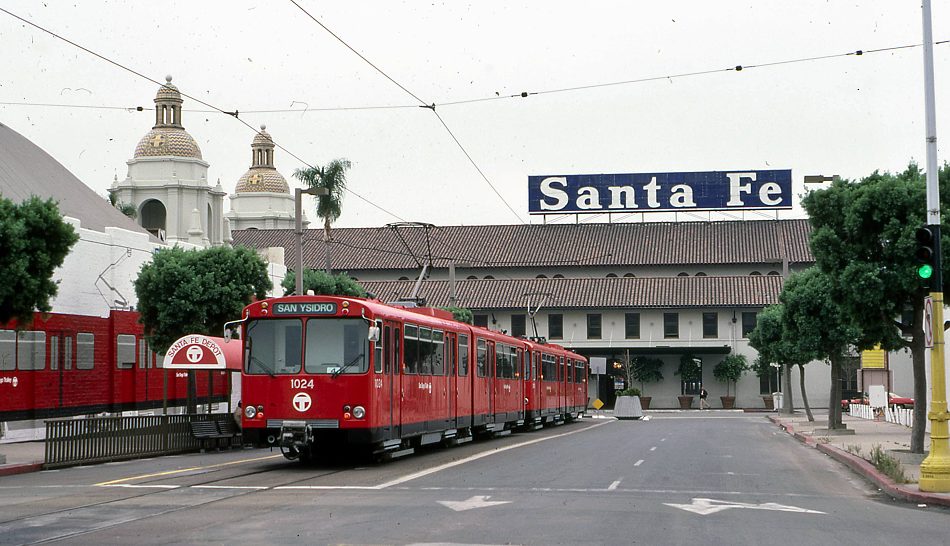 usr_m_san_lrv1024_santafe+depot_19830723_126_bv.jpg