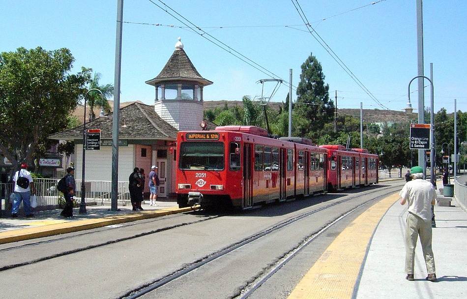 usr_m_san_lrv2051_lemongrove+station_20040715_074_bv.jpg