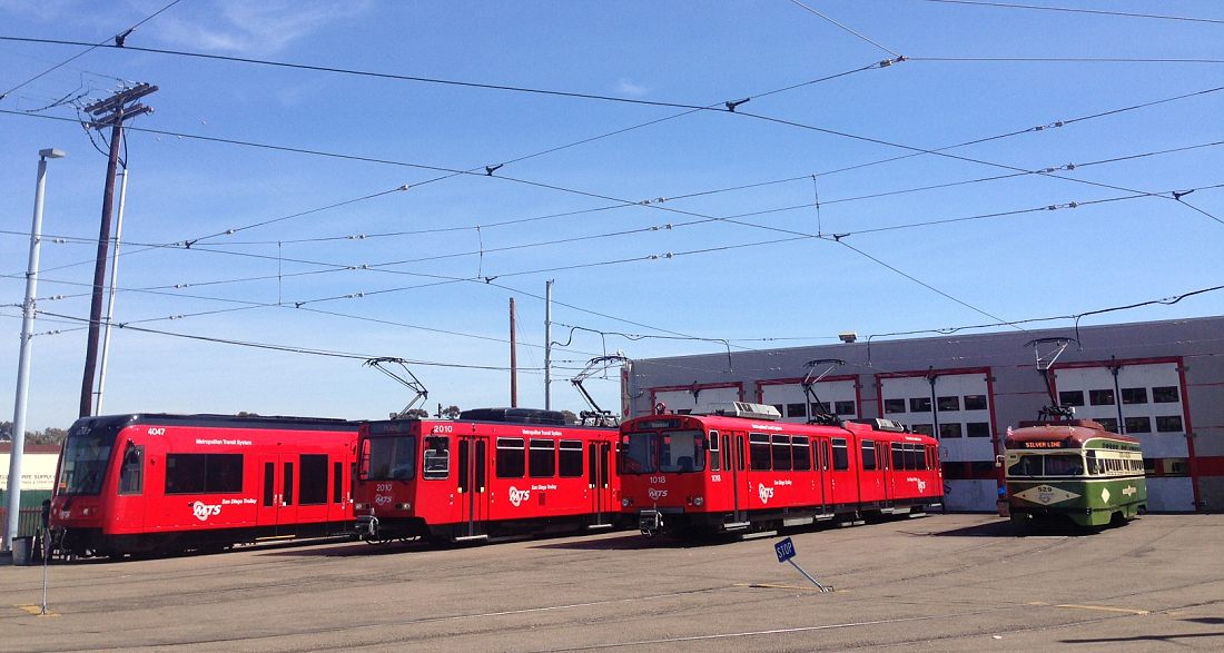 usr_m_san_lrv4047,prv2010,lrv1018,pcc0529_carhouse_20140303_119_bv.jpg