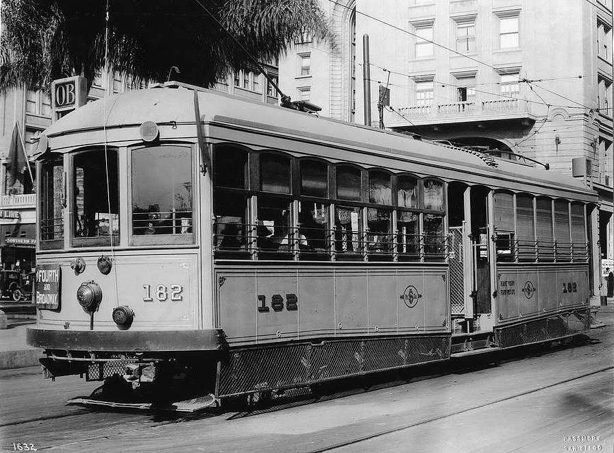 usr_m_san_sder0182_103_bv.jpg