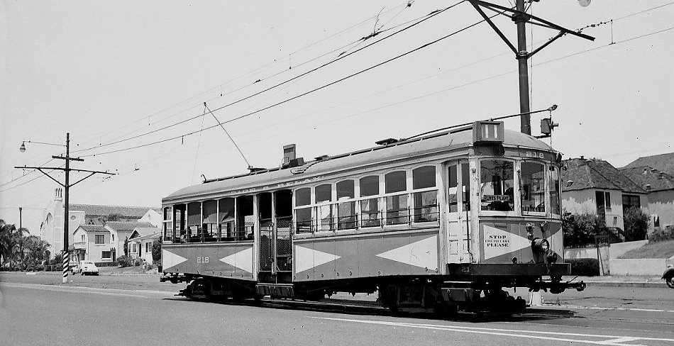 usr_m_san_sder0218_universityheights_19440705_104_bv.jpg