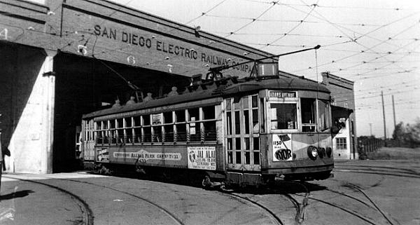 usr_m_san_sder04xx_adamsavecarhouse_035_bv.jpg