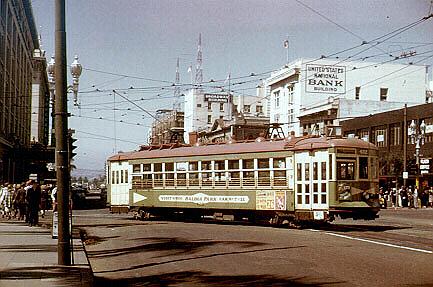 usr_m_san_sder0xxx_4th+broadway_014_bv.jpg